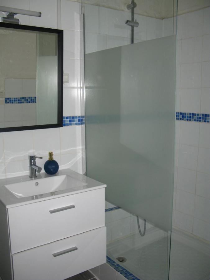 Location& gîtes Sarrians Extérieur photo
